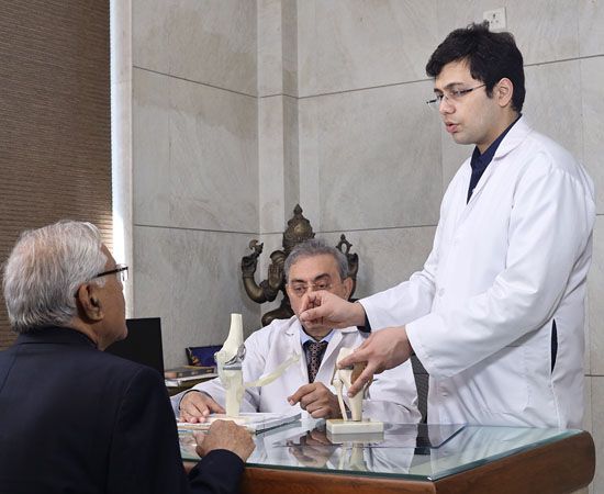 Labral Injuries Doctor Meerut